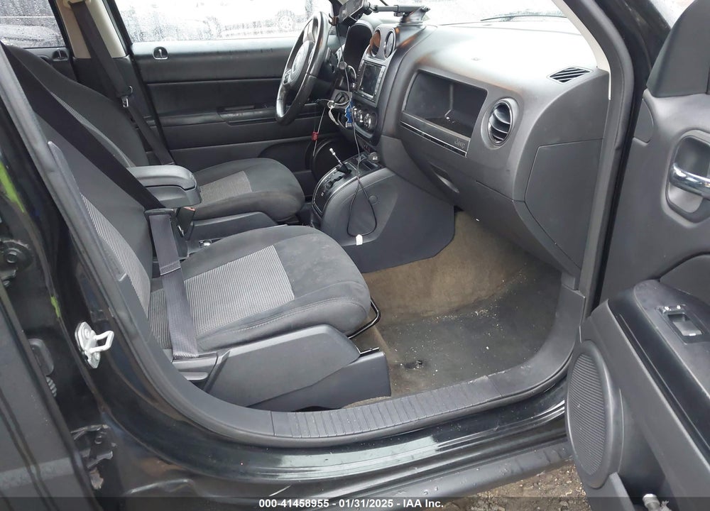 2016 JEEP PATRIOT VIN: 1C4NJRFB2GD776262