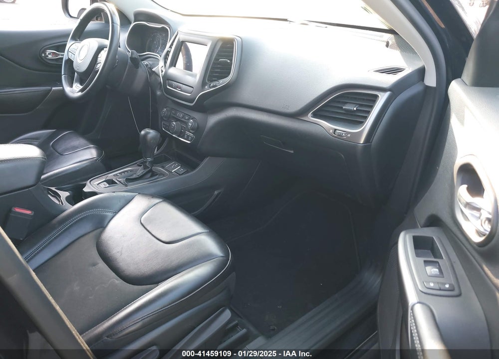 2020 JEEP CHEROKEE LATITUDE PLUS FWD VIN: 1C4PJLLB2LD547794