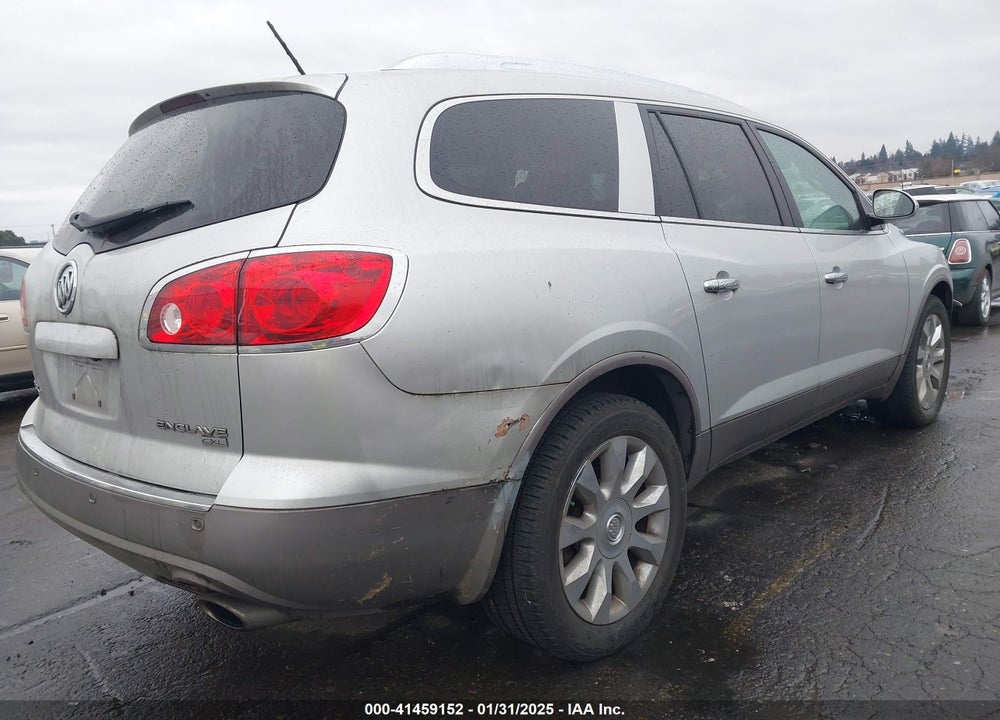 2011 BUICK ENCLAVE VIN: 5GAKVCED0BJ261098