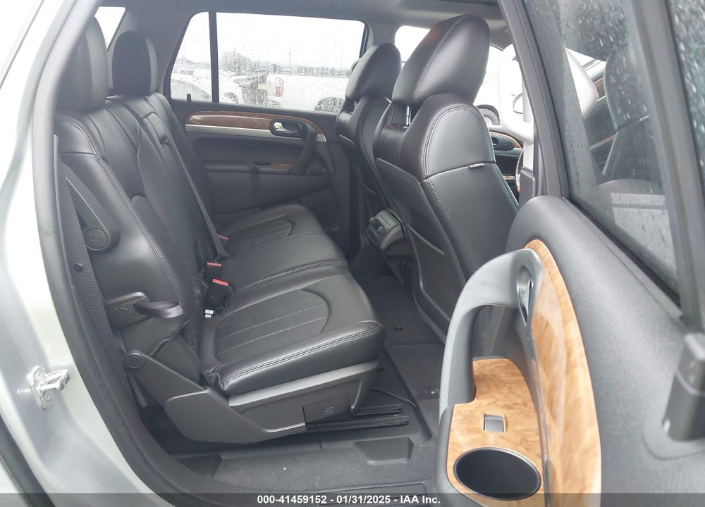 2011 BUICK ENCLAVE VIN: 5GAKVCED0BJ261098