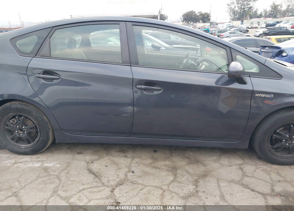 2015 TOYOTA PRIUS TWO VIN: JTDKN3DU1F0441315