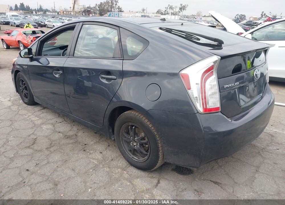 2015 TOYOTA PRIUS TWO VIN: JTDKN3DU1F0441315