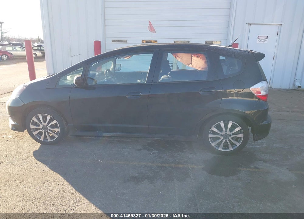 2012 HONDA FIT SPORT VIN: JHMGE8H56CC031558