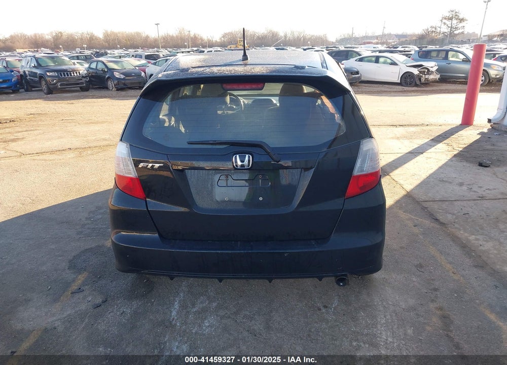 2012 HONDA FIT SPORT VIN: JHMGE8H56CC031558