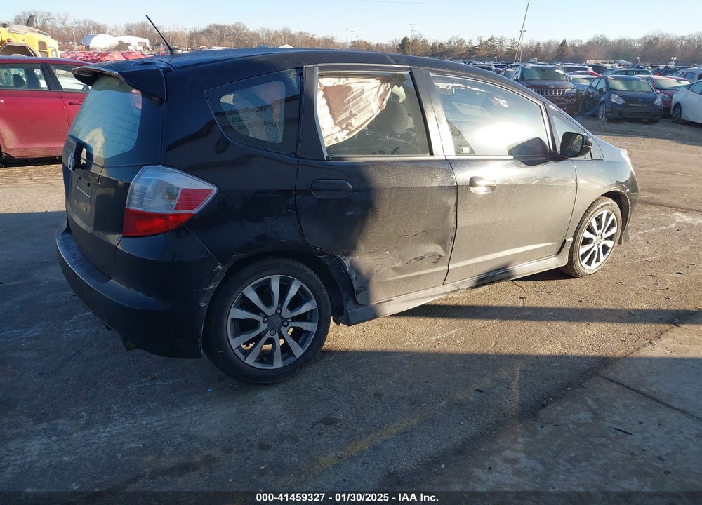 2012 HONDA FIT SPORT VIN: JHMGE8H56CC031558