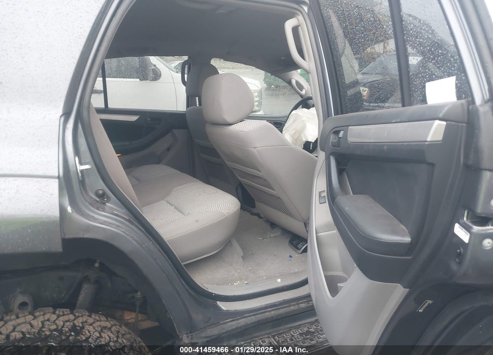 2006 TOYOTA 4RUNNER SR5 V6 VIN: JTEBU14R660098404