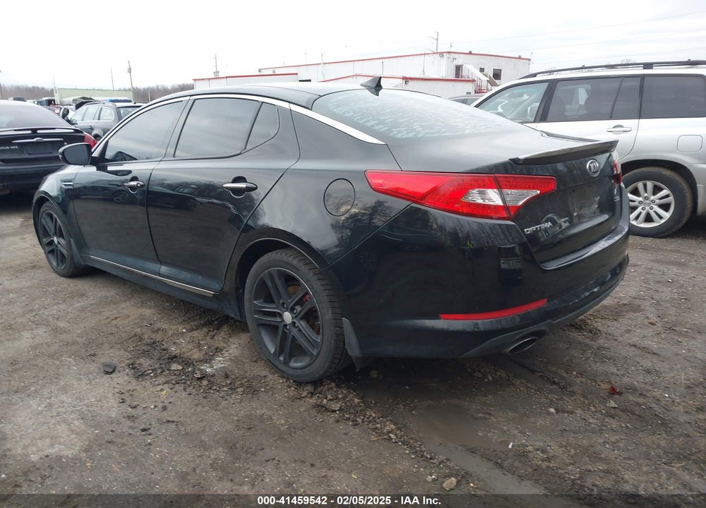 2013 KIA OPTIMA VIN: 5XXGR4A67DG092484