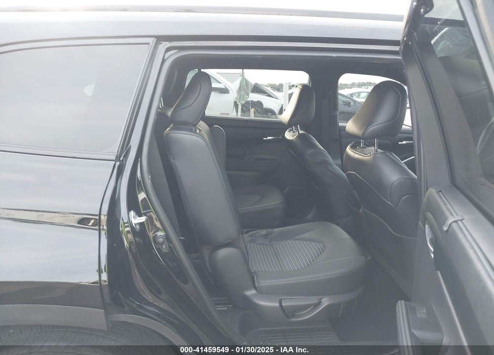 2023 TOYOTA HIGHLANDER VIN: 5TDKDRAH0PS516095