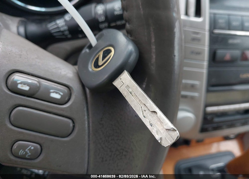 2006 LEXUS ES 330 VIN: JTHBA30G865167284