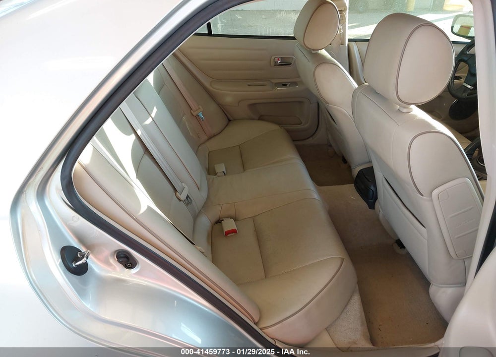 2004 LEXUS IS 300 BASE W/5-SPEED MANUAL VIN: JTHBD192840081857