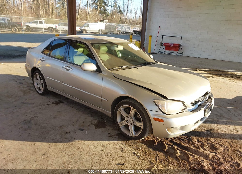 2004 LEXUS IS 300 BASE W/5-SPEED MANUAL VIN: JTHBD192840081857