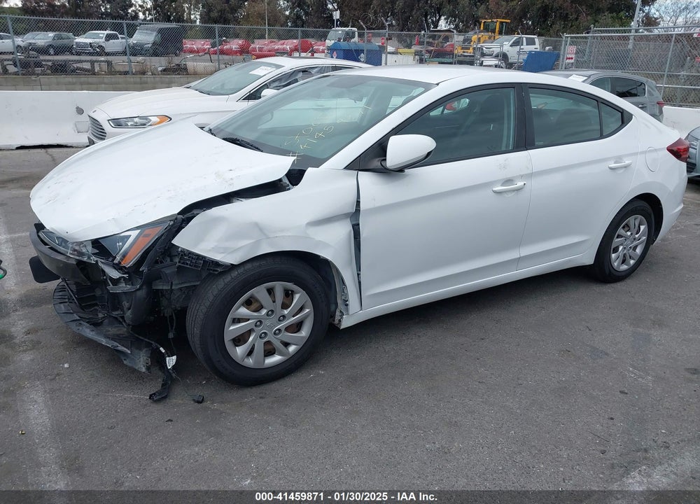 2019 HYUNDAI ELANTRA VIN: 5NPD74LF3KH496423