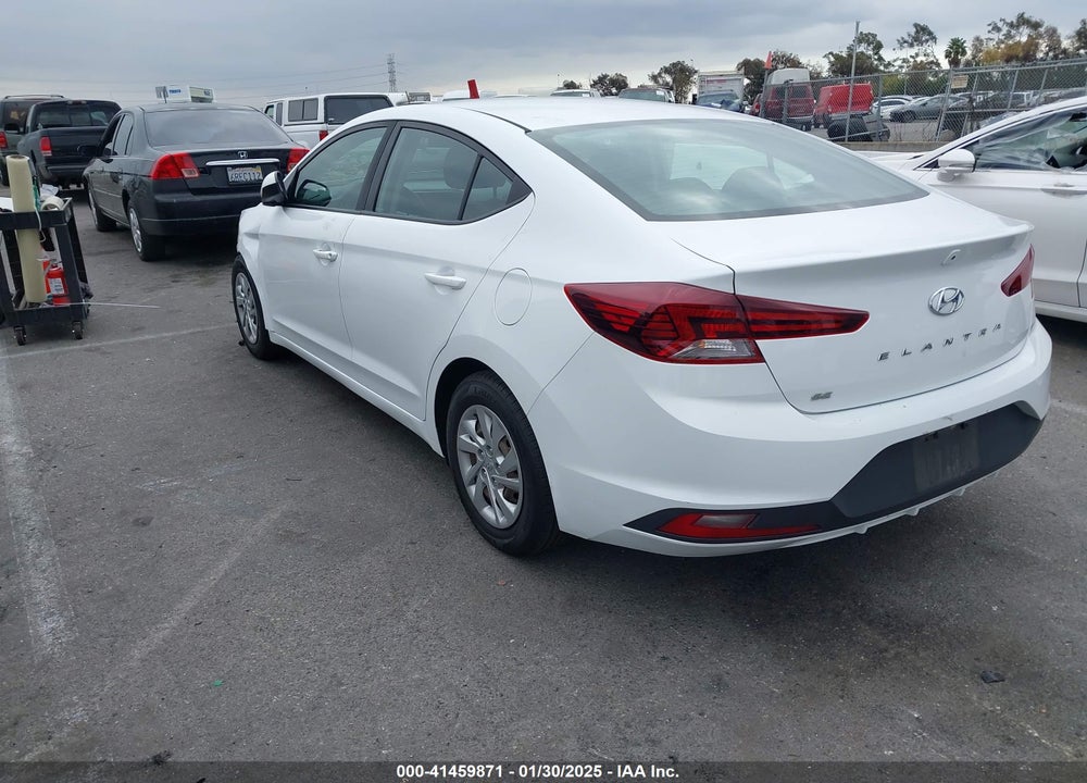 2019 HYUNDAI ELANTRA VIN: 5NPD74LF3KH496423