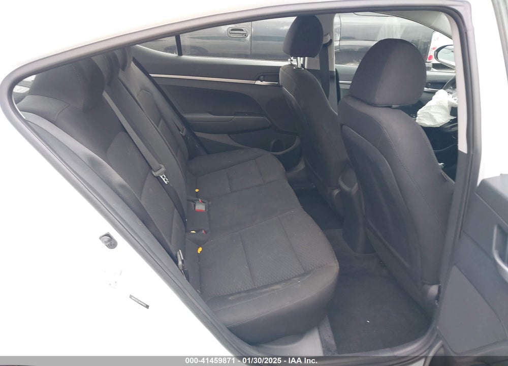 2019 HYUNDAI ELANTRA VIN: 5NPD74LF3KH496423