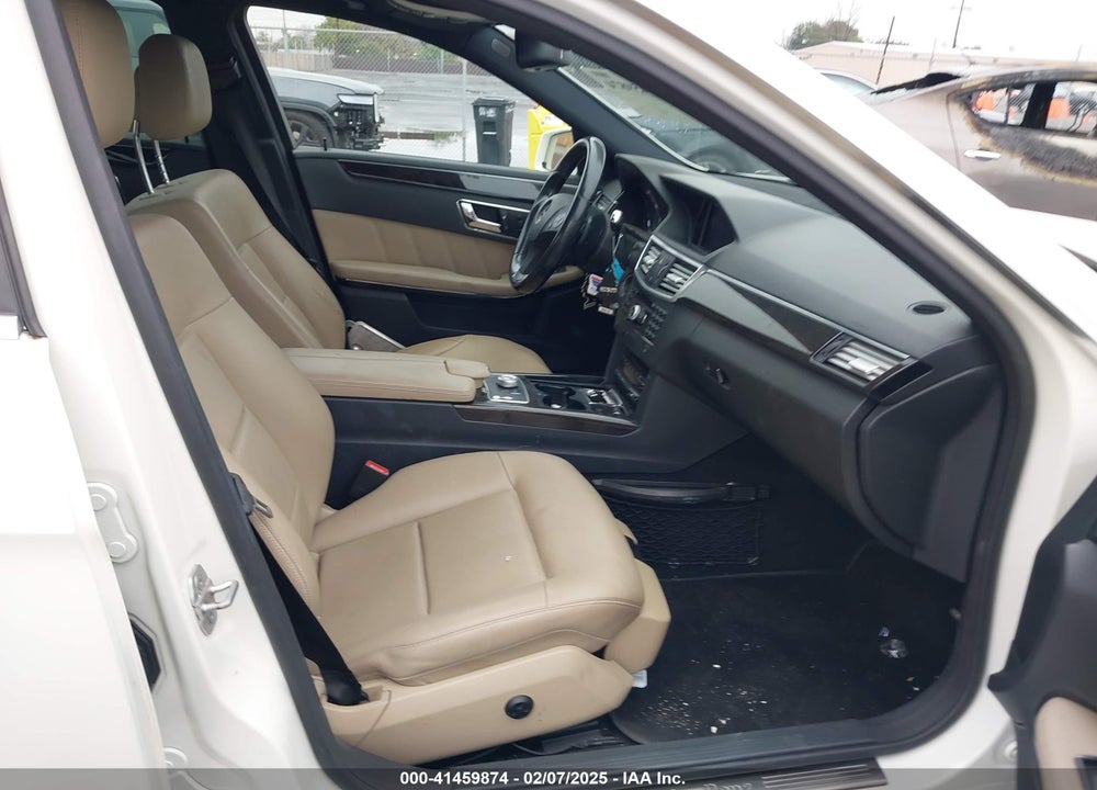 2010 MERCEDES-BENZ E-CLASS E 350 LUXURY VIN: WDDHF5GB2AA021858