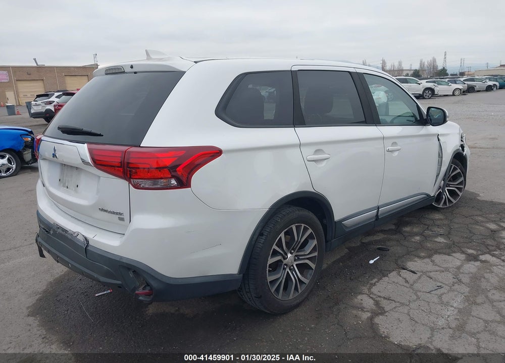 2017 MITSUBISHI OUTLANDER SE VIN: JA4AD3A33HZ044241