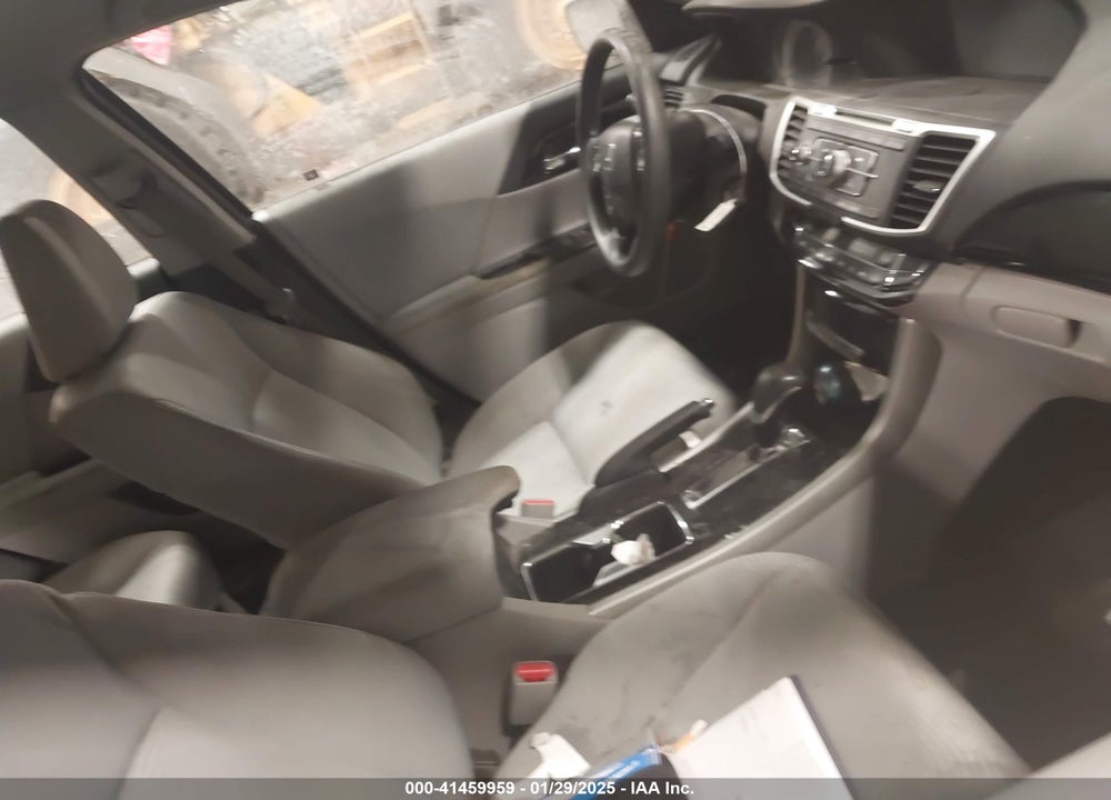 2017 HONDA ACCORD VIN: 1HGCR2F31HA111518