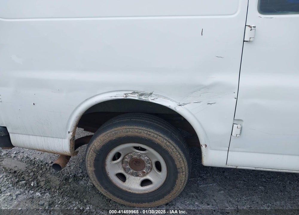 2005 CHEVROLET EXPRESS VIN: 1GCGG25V851120088