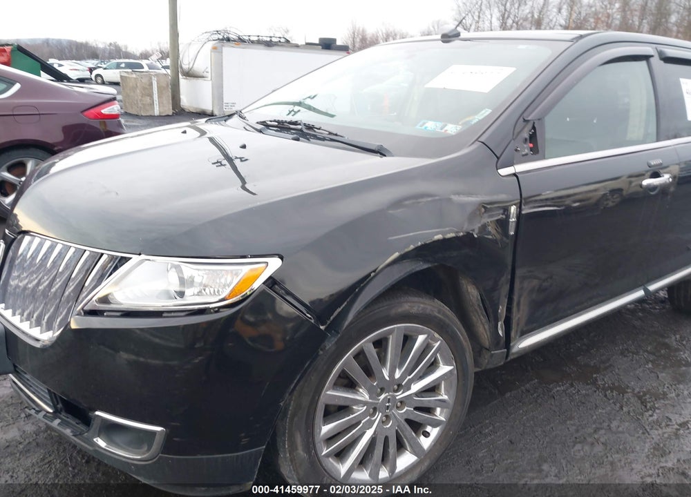 2011 LINCOLN MKX VIN: 2LMDJ8JK3BBJ05873