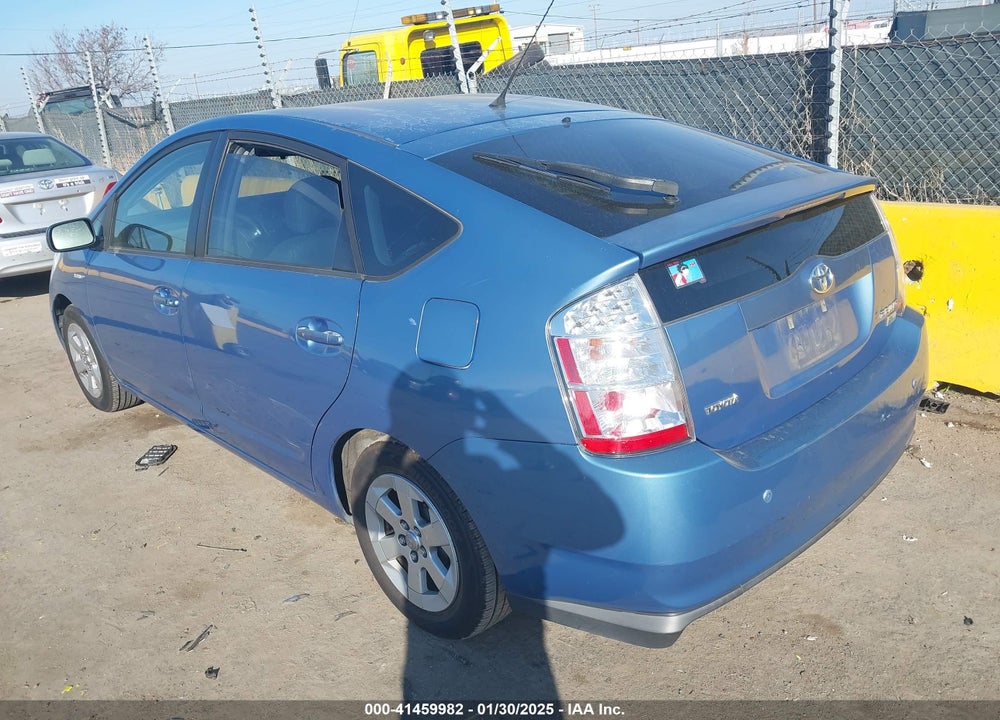 2007 TOYOTA PRIUS VIN: JTDKB20U477672839