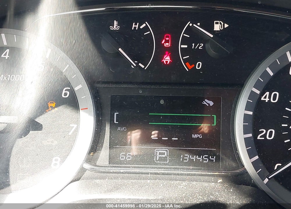 2015 NISSAN SENTRA VIN: 3N1AB7AP8FY276821