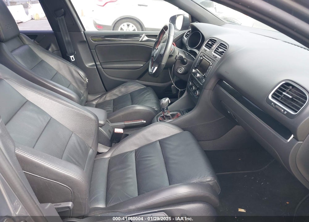 2011 VOLKSWAGEN GTI VIN: WVWHD7AJ2BW275229