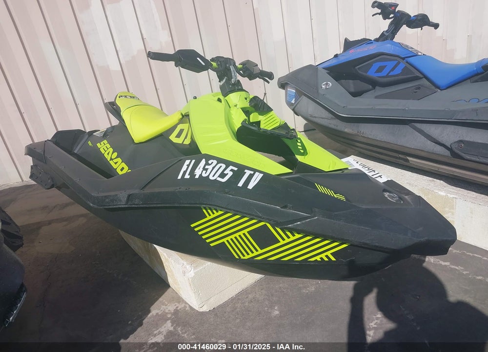 2023 SEADOO SPARK VIN: YDVB4697F323