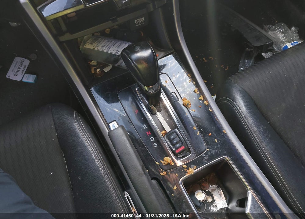 2017 HONDA ACCORD VIN: 1HGCR2F59HA002984