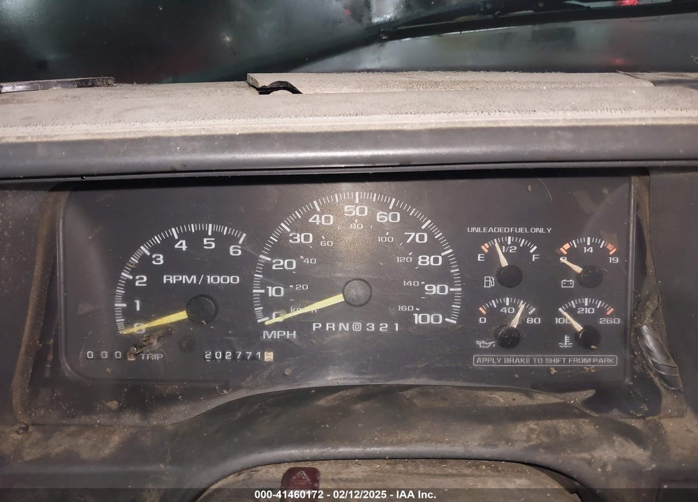 1998 CHEVROLET C3500 VIN: 1GCHK39J8WF056400