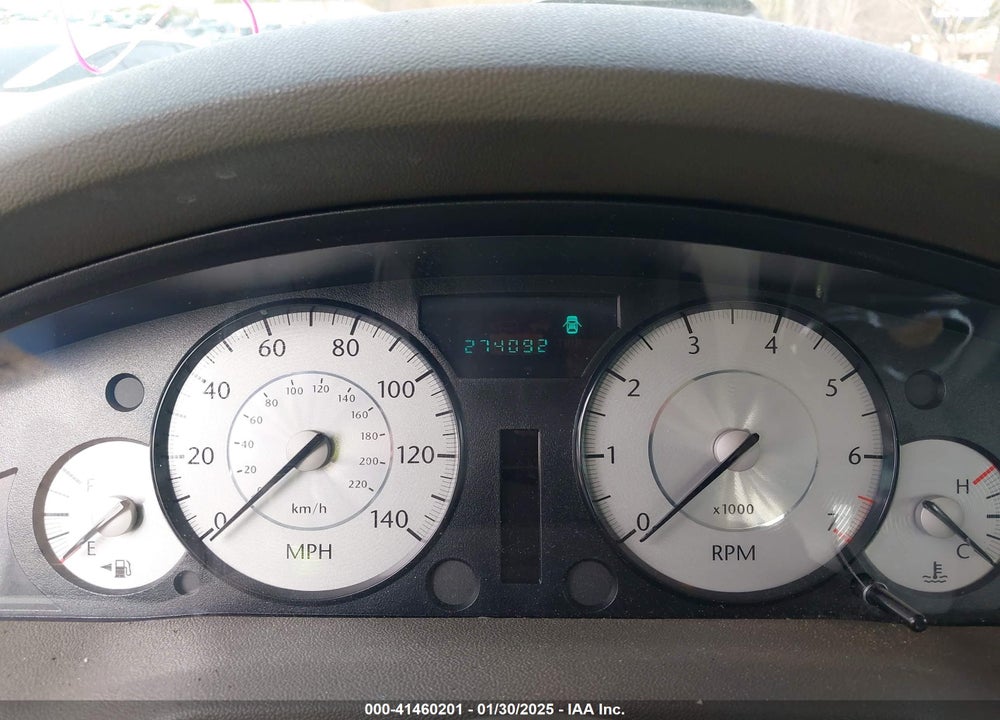 2008 CHRYSLER 300 VIN: 2C3LA53G88H321828