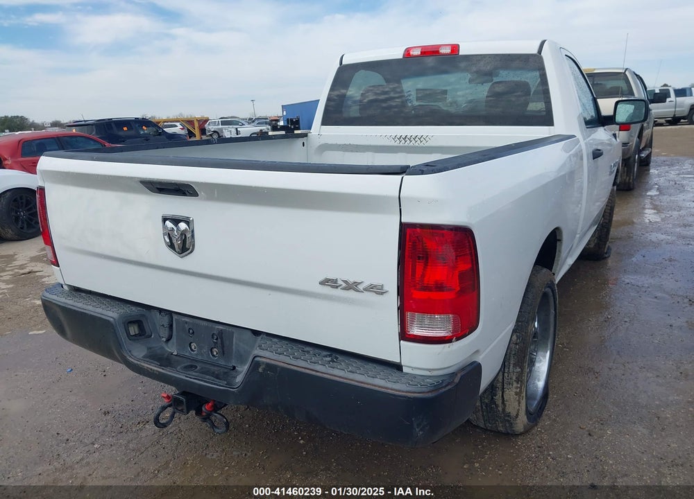 2014 RAM 1500 VIN: 3C6JR7AT4EG178743