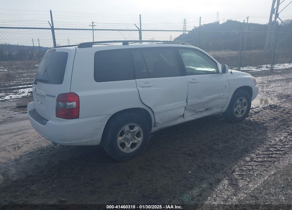 2005 TOYOTA HIGHLANDER VIN: JTEGD21A850122596
