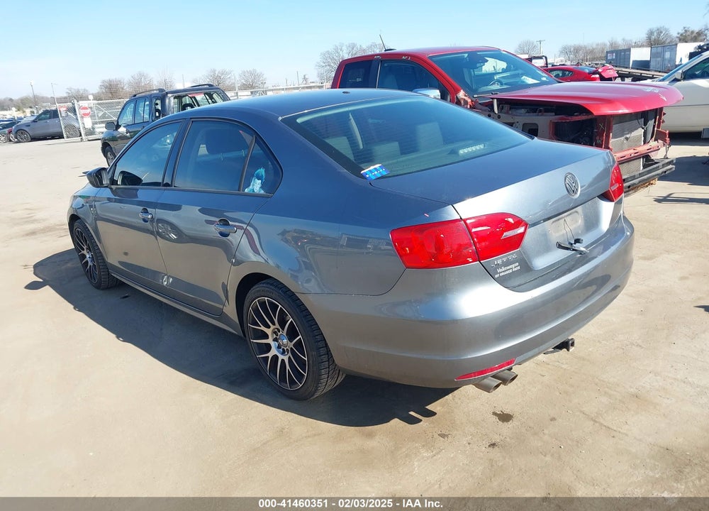 2014 VOLKSWAGEN JETTA VIN: 3VW2K7AJXEM323122