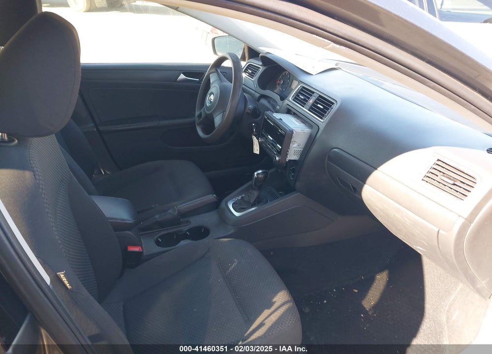 2014 VOLKSWAGEN JETTA VIN: 3VW2K7AJXEM323122