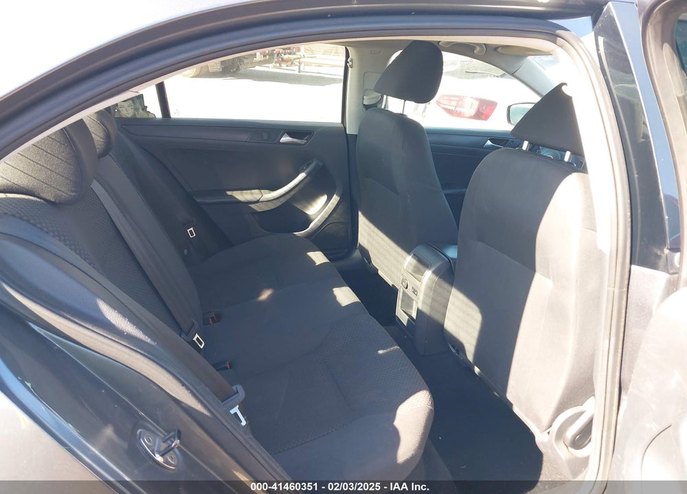 2014 VOLKSWAGEN JETTA VIN: 3VW2K7AJXEM323122