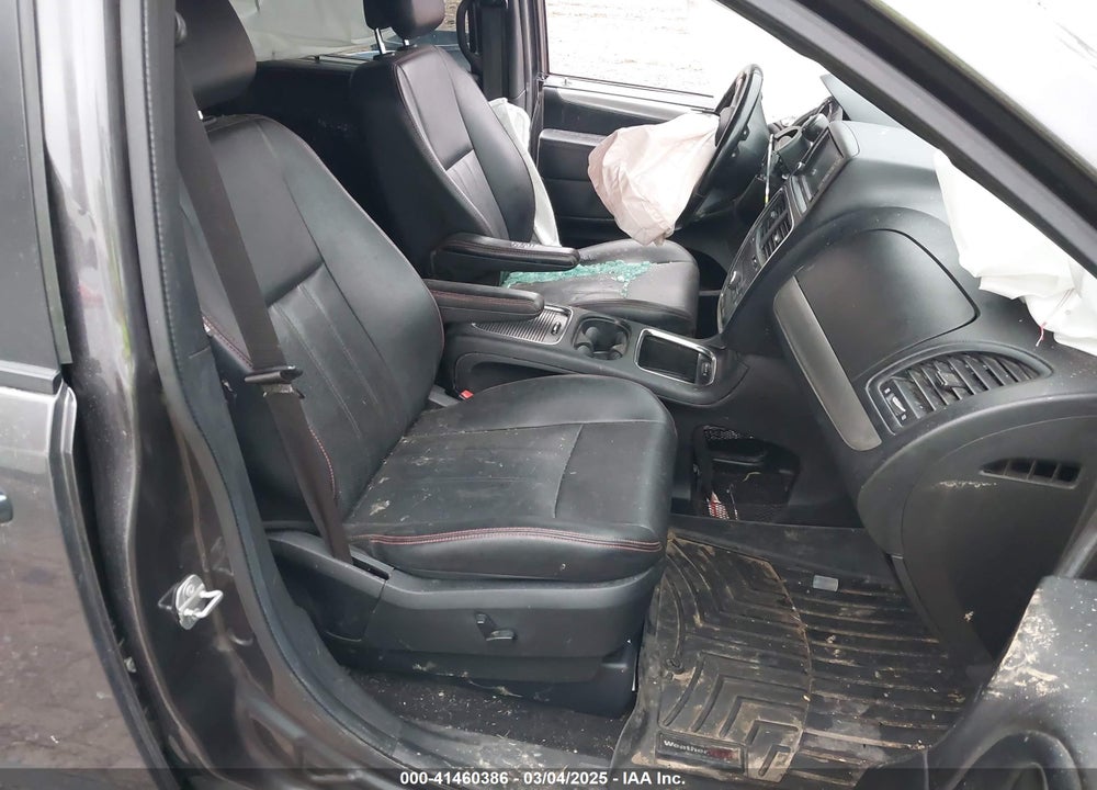 2019 DODGE GRAND CARAVAN VIN: 2C4RDGEG6KR735052