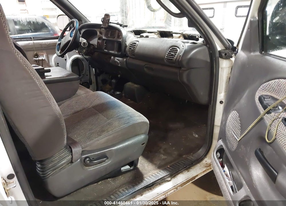 2001 DODGE RAM 1500 VIN: 3B7HF13Z11M268913