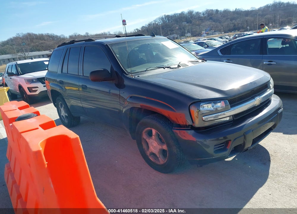 2007 CHEVROLET TRAILBLAZER LS VIN: 1GNDT13S572102654