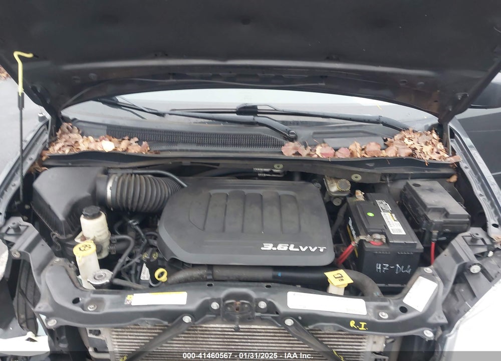 2011 DODGE GRAND CARAVAN CREW VIN: 2D4RN5DG4BR629611