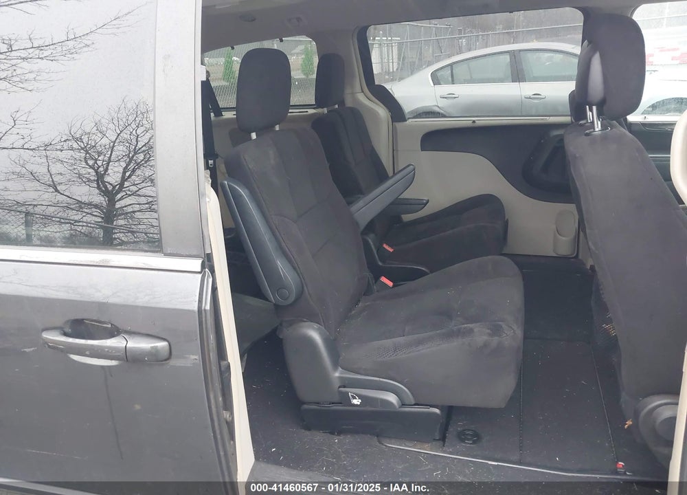 2011 DODGE GRAND CARAVAN CREW VIN: 2D4RN5DG4BR629611
