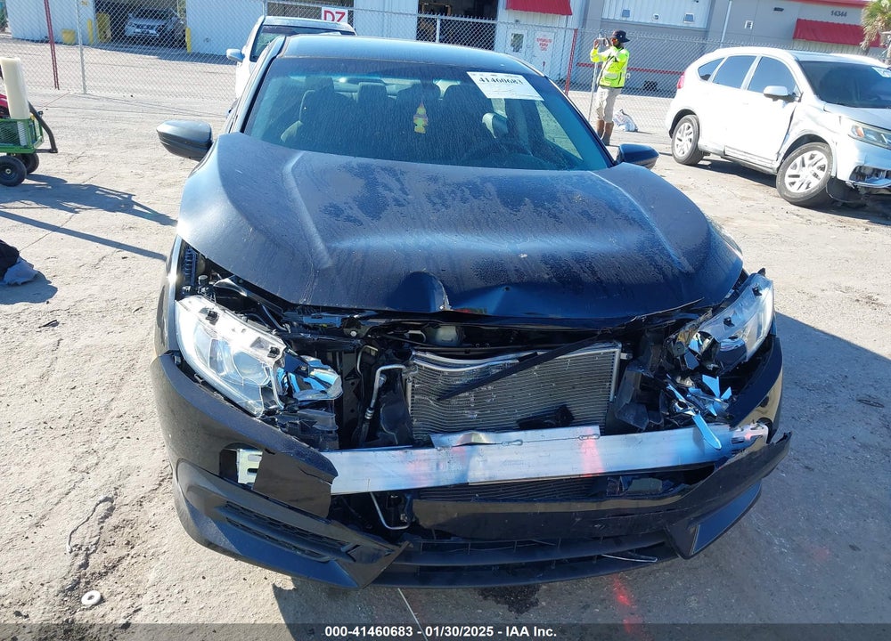 2017 HONDA CIVIC VIN: 19XFC2F50HE065918