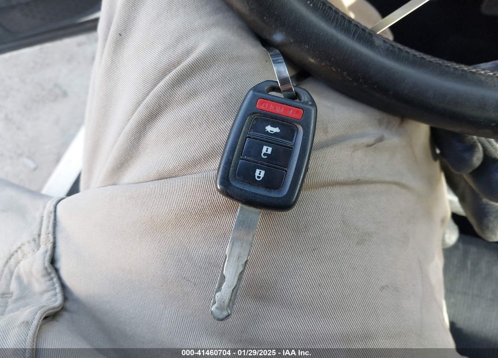 2013 HONDA ACCORD VIN: 1HGCR2F35DA113783