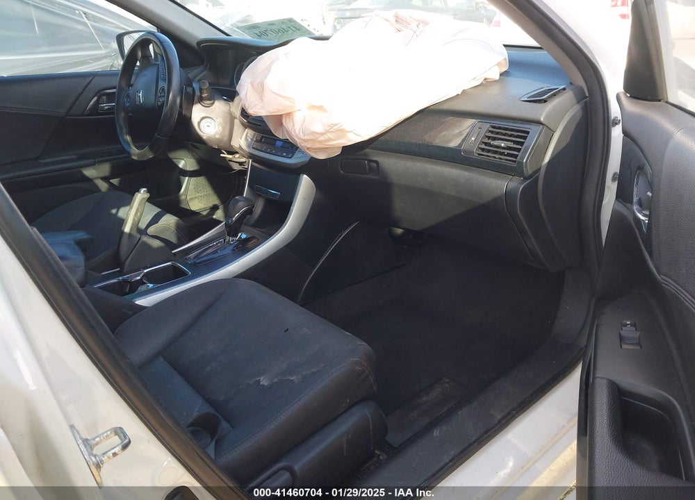 2013 HONDA ACCORD VIN: 1HGCR2F35DA113783
