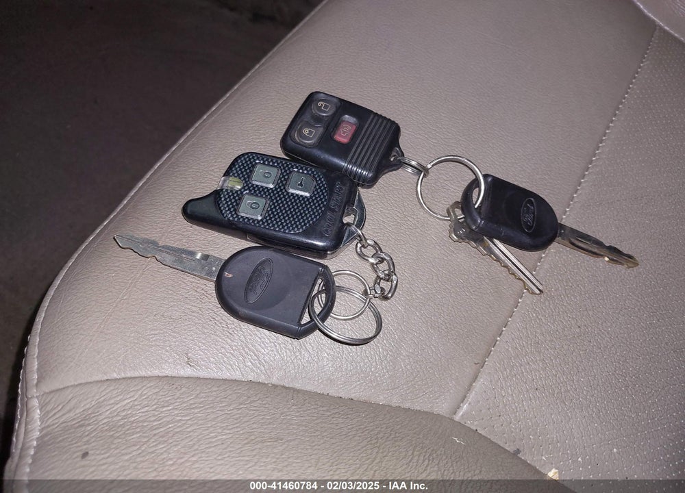 2007 FORD ESCAPE VIN: 1FMYU94187KA50511