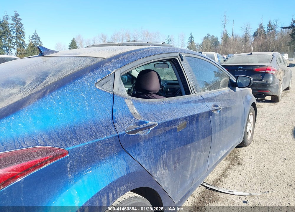 2015 HYUNDAI ELANTRA VIN: 5NPDH4AE3FH591108