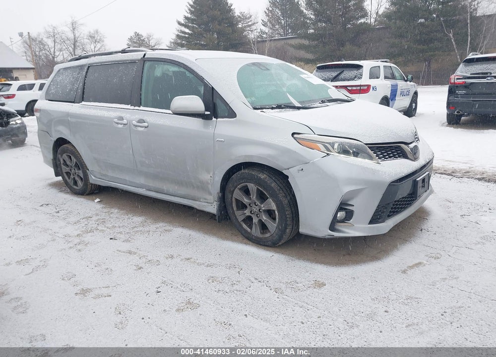 2019 TOYOTA SIENNA SE 7 PASSENGER VIN: 5TDEZ3DC8KS210587