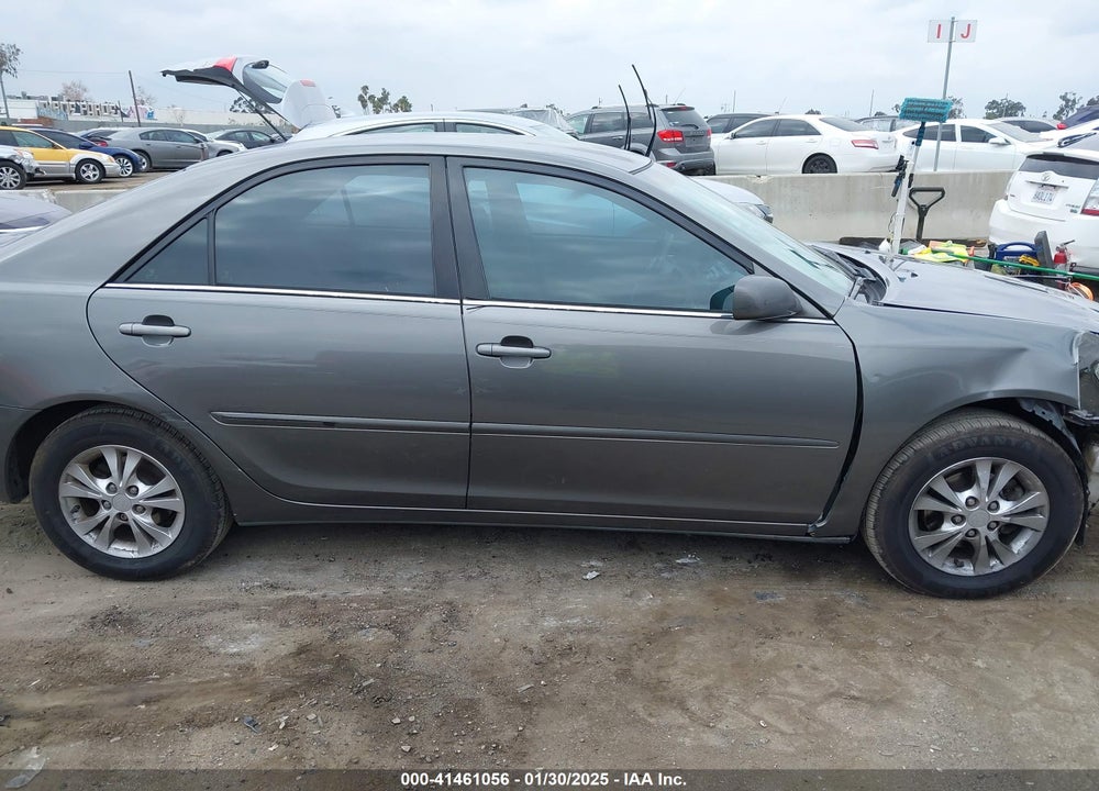 2005 TOYOTA CAMRY VIN: 4T1BF32K95U613043