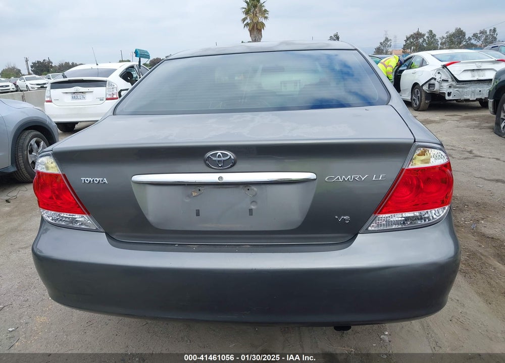 2005 TOYOTA CAMRY VIN: 4T1BF32K95U613043