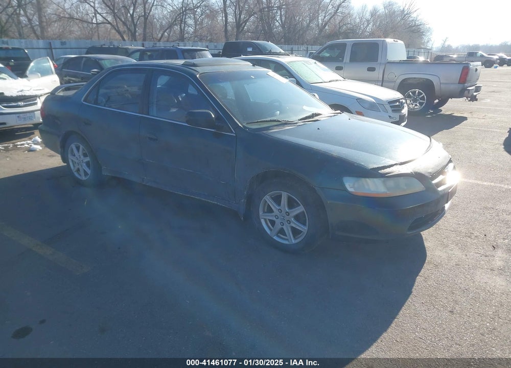 2000 HONDA ACCORD 3.0 EX VIN: 1HGCG165XYA036058