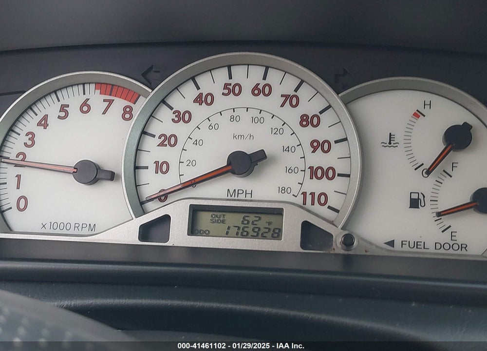 2005 TOYOTA COROLLA S VIN: 1NXBR30E65Z529072